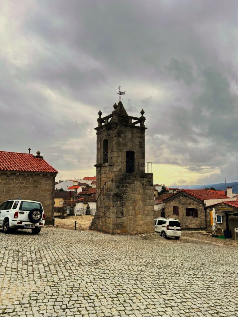 Torre sineira Belmonte